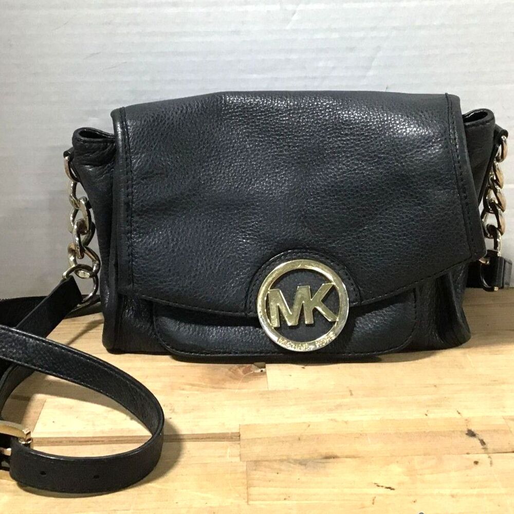 Michael Kors Fulton Black Leather Crossbody Handbag - Picture 2 of 6